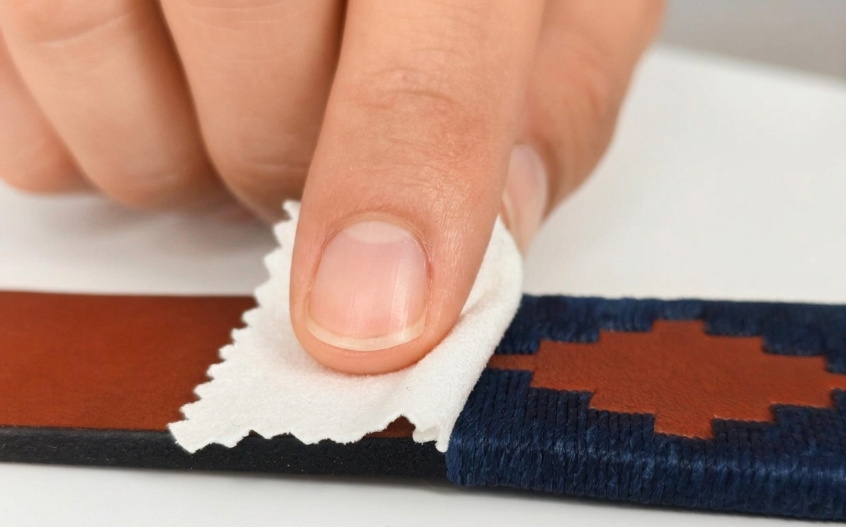 Comment faire disparaître les rayures sur votre ceinture Pacha Inti (en moins de 10 secondes)