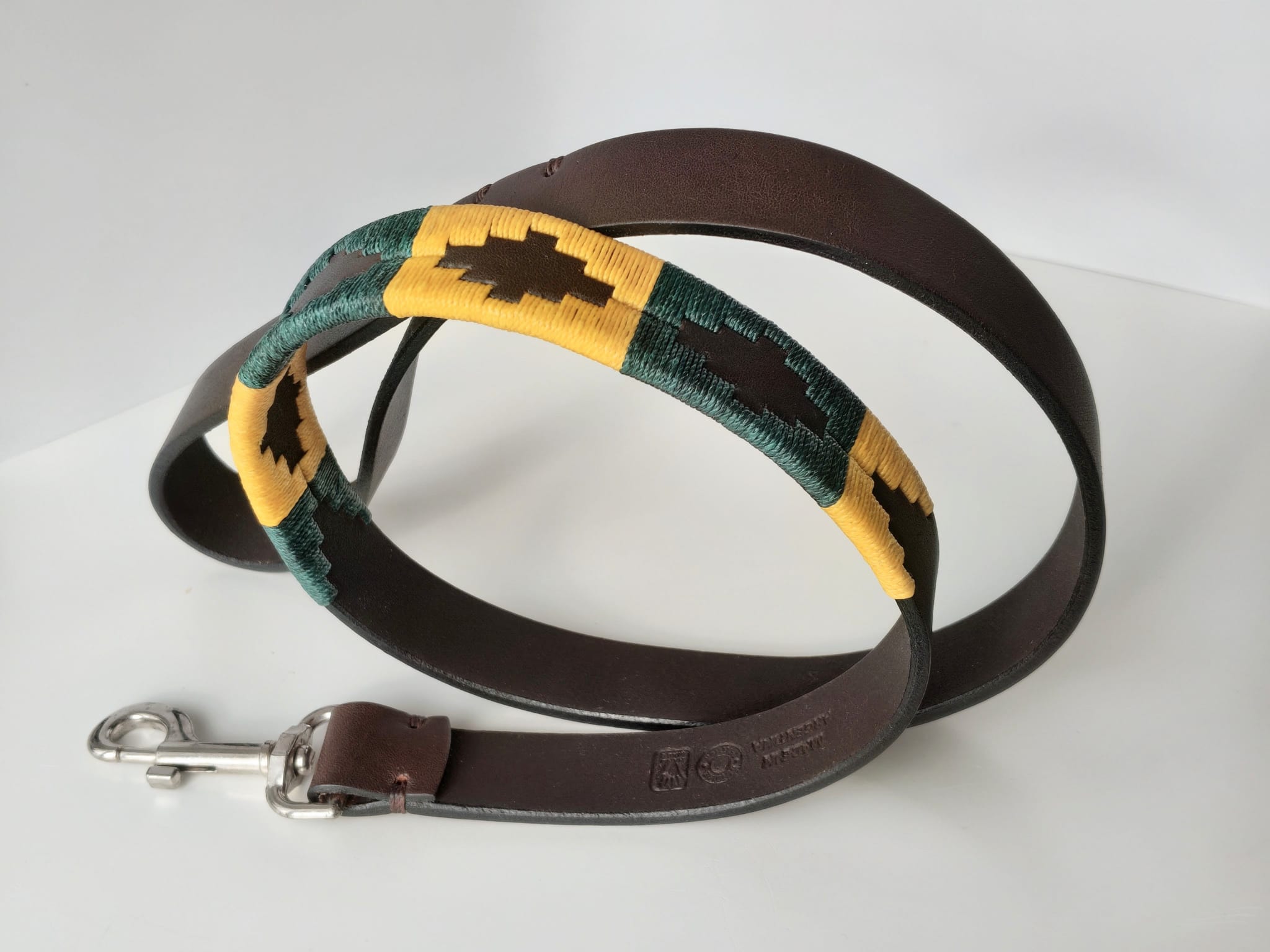 Laisse en Cuir Brodée pour Chien Sole - Brun Chocolat, Jaune Or et Marine